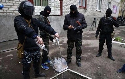 У Слов янську є вбиті і поранені з обох сторін - Аваков
